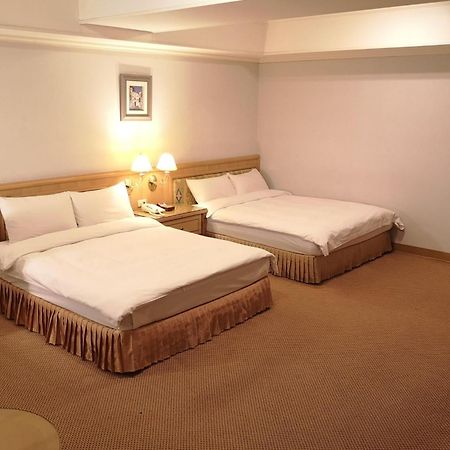 Kingdom Hotel Χσιντσού Δωμάτιο φωτογραφία