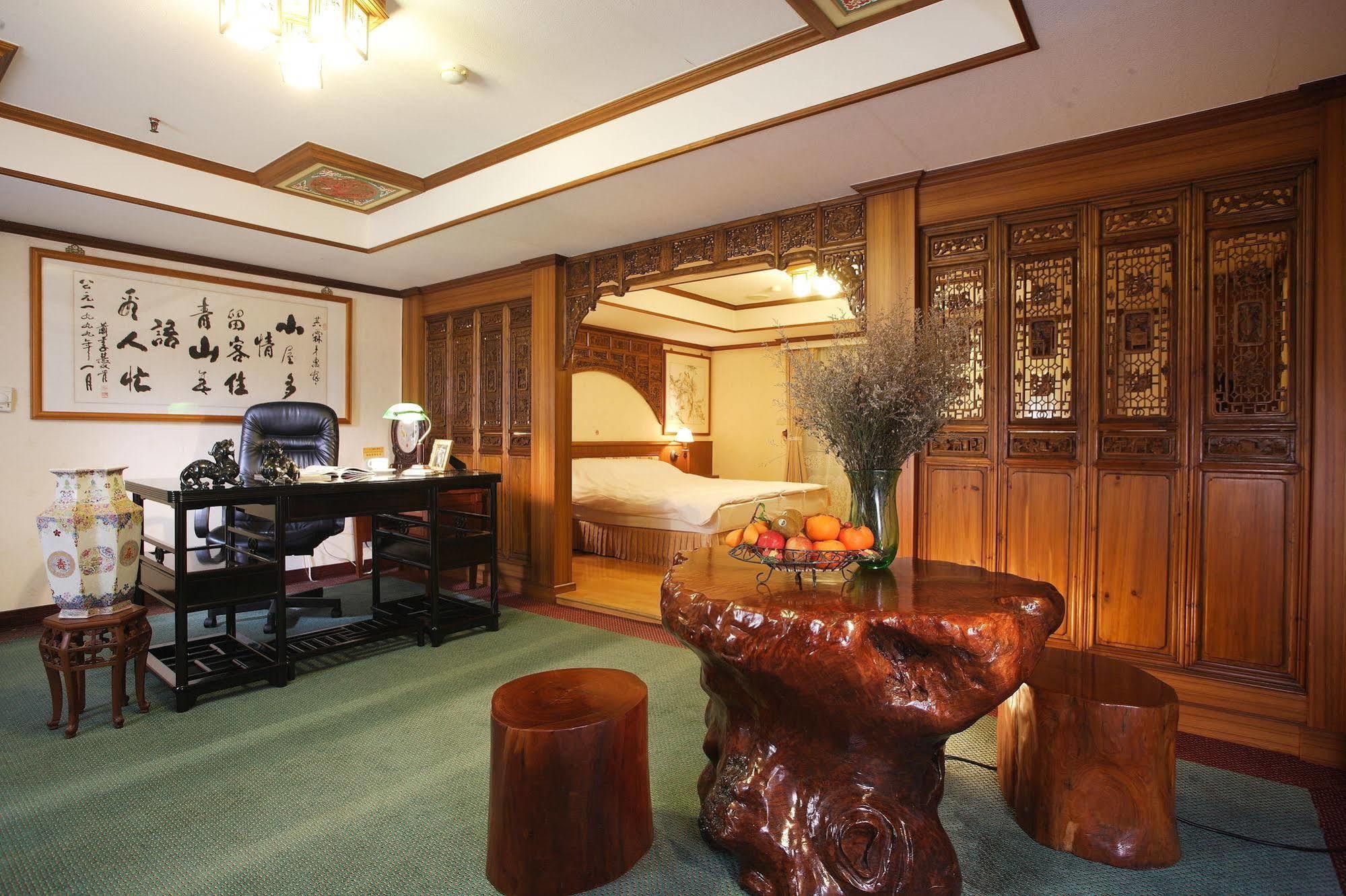 Kingdom Hotel Χσιντσού Εξωτερικό φωτογραφία